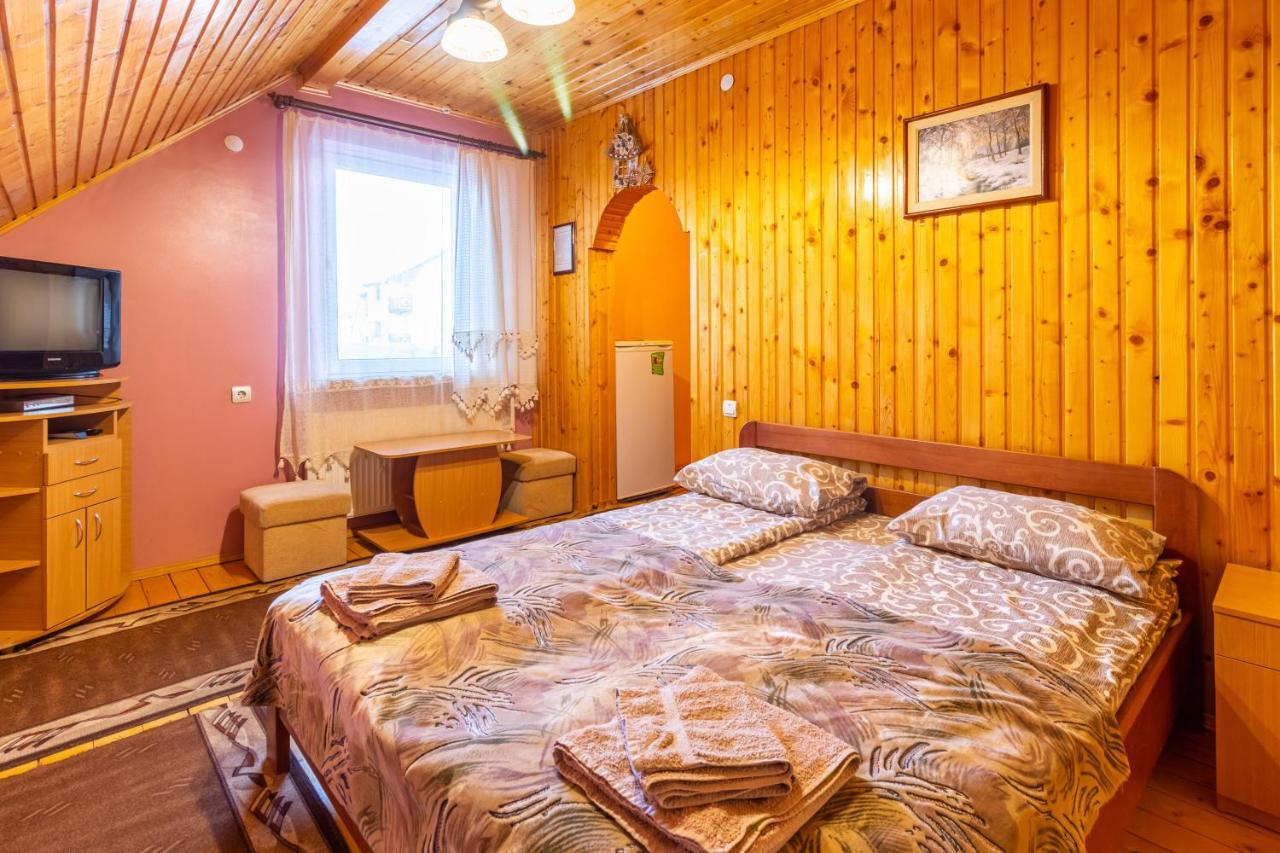 Smerichka Hotel Slavske Eksteriør billede