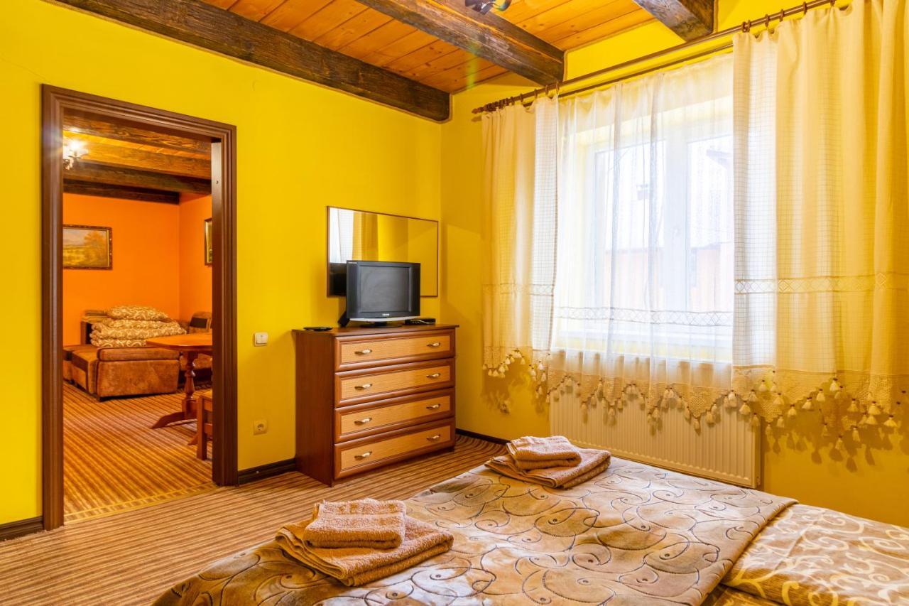 Smerichka Hotel Slavske Eksteriør billede
